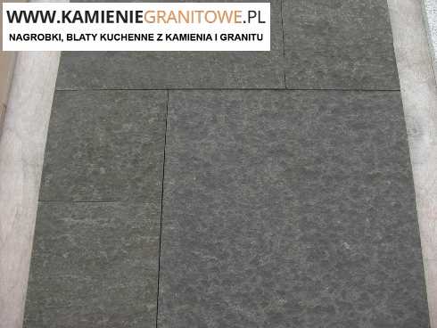 Czarnków nagrobki z granitu